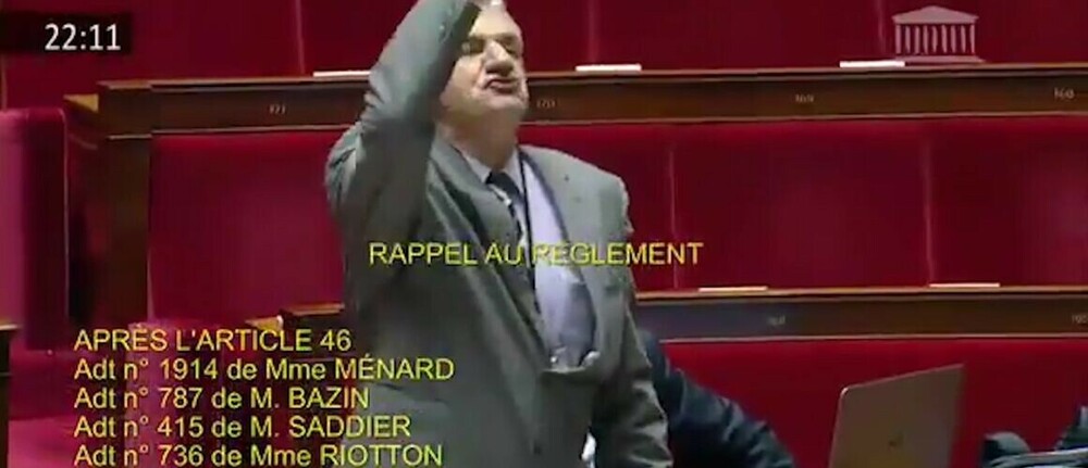 ivre-de-colere-jean-lassalle-quitte-l-assemblee-nationale-en-hurlant-video.thumb.jpg.2cfb854d962d3ebe8ab84ec82300c329.jpg