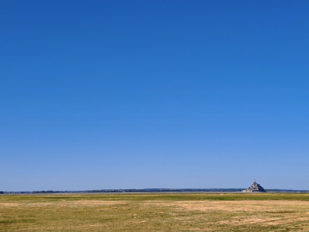 1026630768_BaieduMont-Saint-Michel.thumb.jpg.fb7f3626233012622d80419080b6d369.jpg