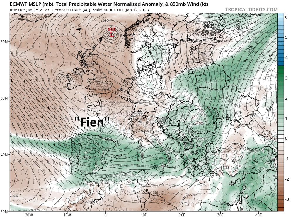 ecmwf_mslp_pwata_eu_17.thumb.png.012f89dc21d4c2bb1d31c19214326c86.png
