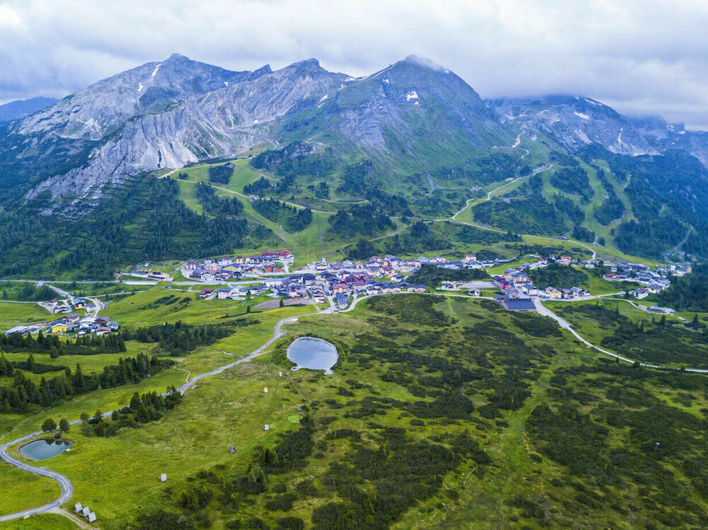 oesterreich-salzburger-land-obertauern-im-sommer-JUNF01115.thumb.jpg.85041c270cb10b655facb6e2b144feff.jpg