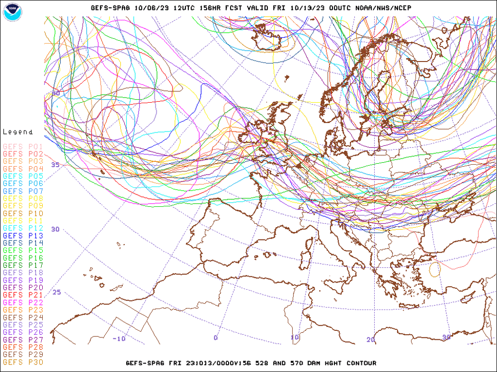 gefs-spag_europe_156_500_528_570_ht.thumb.gif.52e96c23b085091a2d7914db7958fdc0.gif