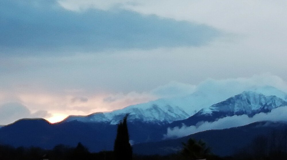 NeigeCanigou.thumb.jpg.4a55eb756ab1f61e3e2e71b3affba359.jpg