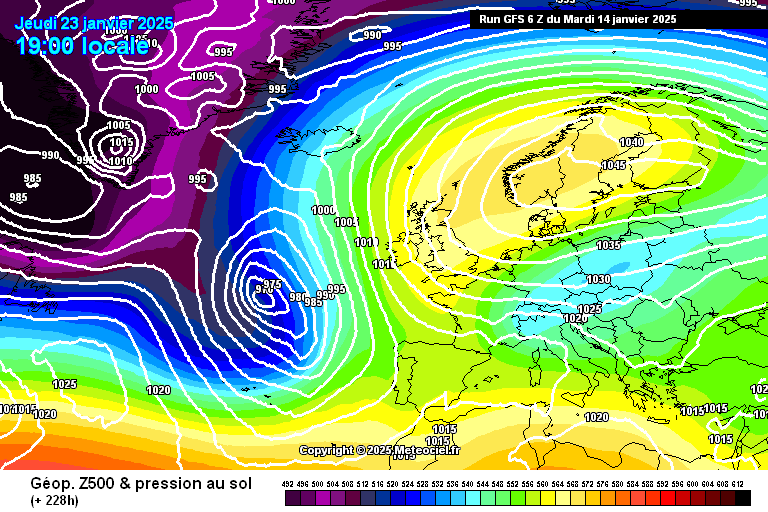 gfs-0-228.png.a3843245a015eff0fecb59d89f1d650d.png